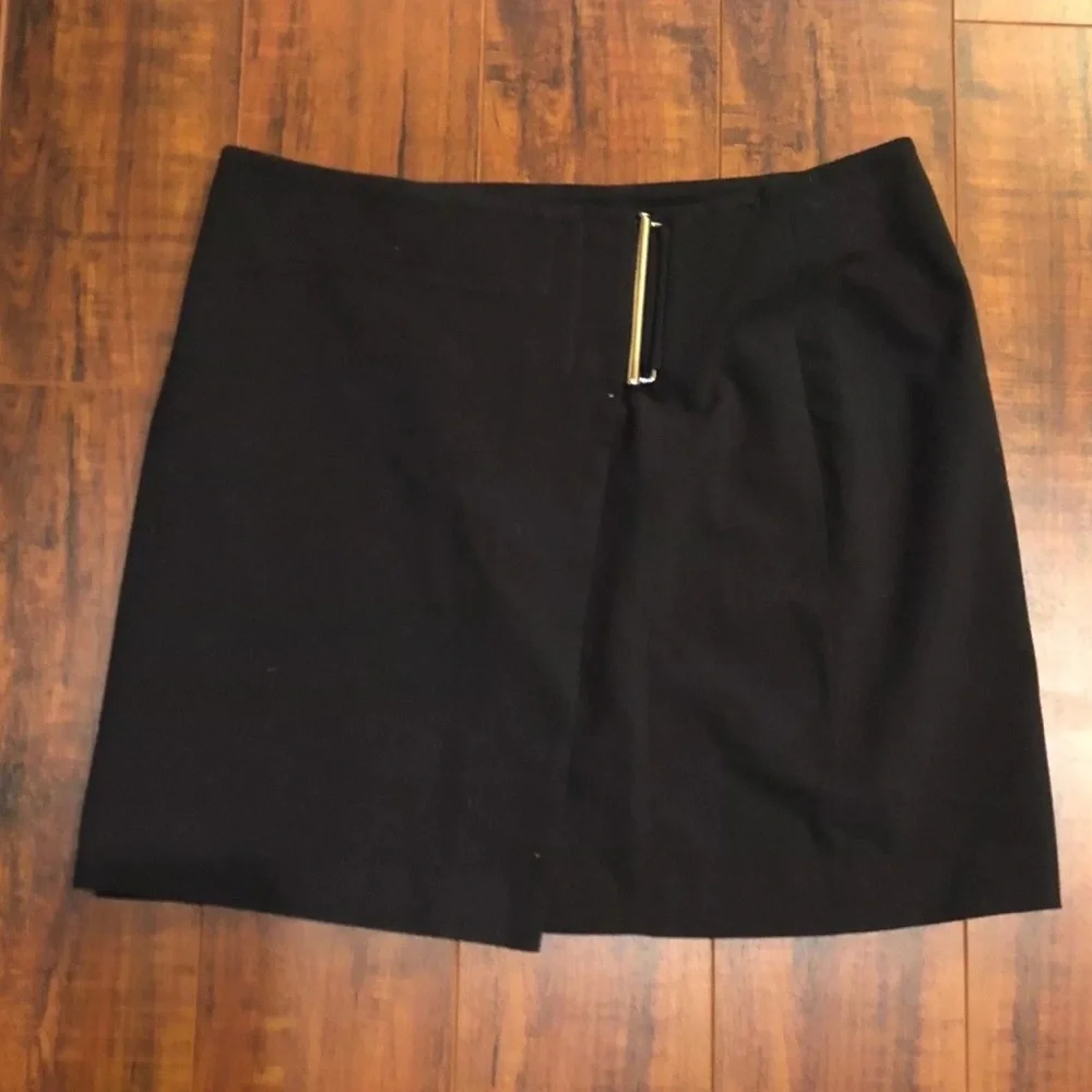 The Limited size 4 Small Stretch Black Dressy Buckle Mini Wrap Skirt